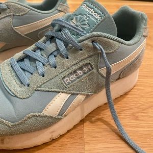 Women’s Reebok green tennis shoes size 7